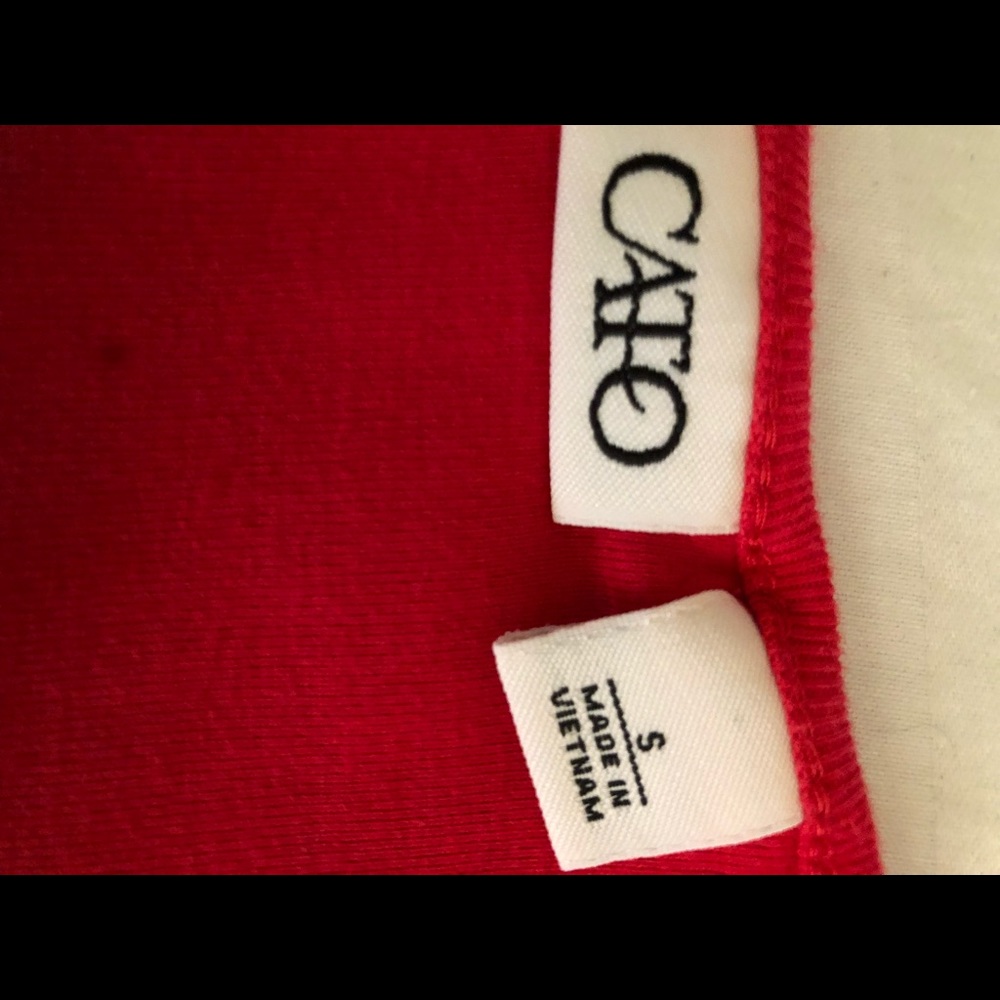 Red top - Picture 3 of 3